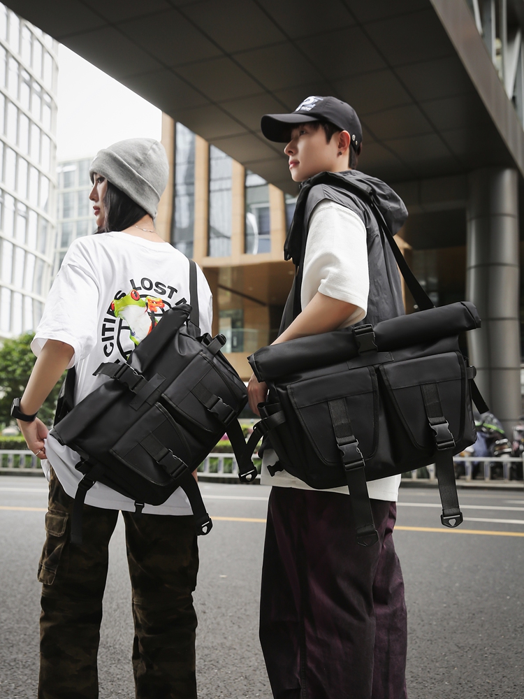Borsa a Tracolla da Uomo alla  - Waterproof Cycling Commute recensione e prezzo