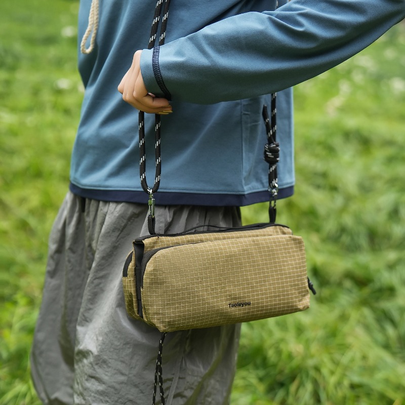 Borsa a Tracolla Impermeabile  - Waterproof Cycling Commute recensione e prezzo
